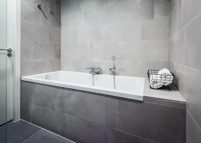 Aparthotel Yays East By Numa