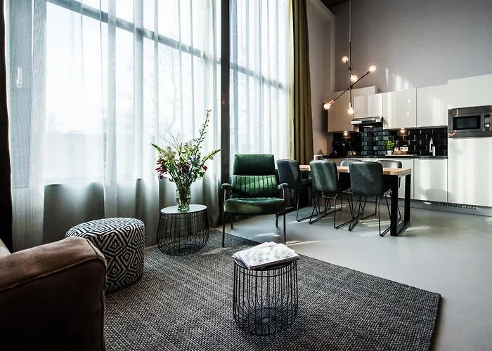 Aparthotel Yays East By Numa 4*