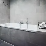 Apartahotel Yays East By Numa