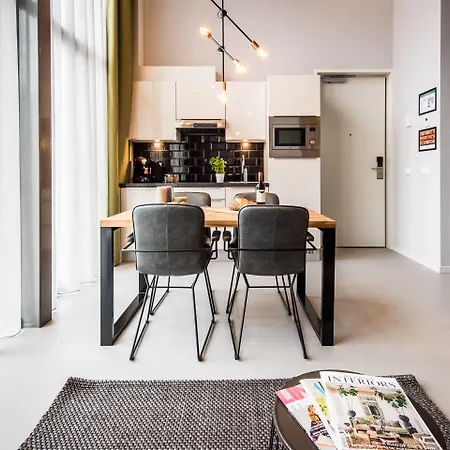 Yays East By Numa Lejlighedshotel