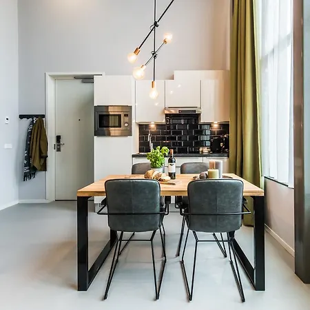 Apartmanhotel Yays East By Numa 4*