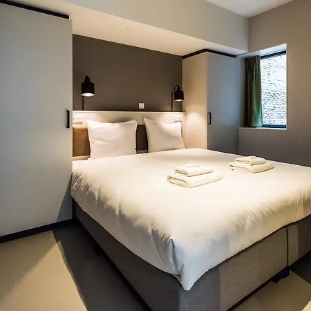 Yays East By Numa 4*