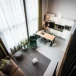 Yays East By Numa 4*