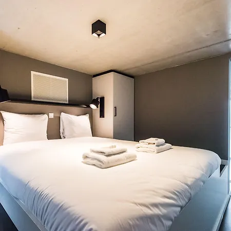 Yays East By Numa Lägenhetshotell 4*