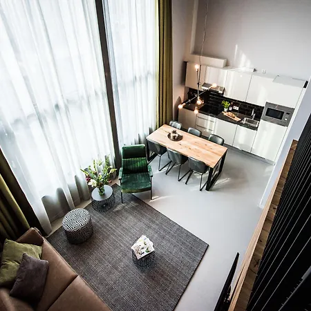 Yays East By Numa 4*