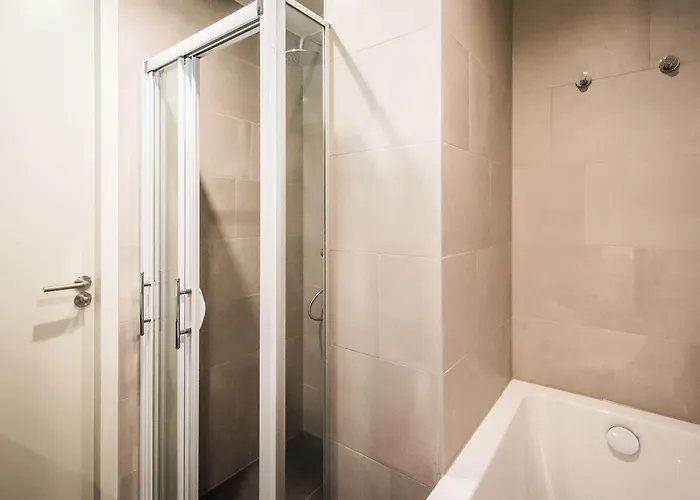 Yays East By Numa Aparthotel