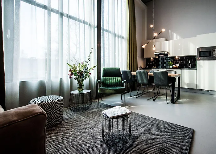 Yays East By Numa Aparthotel