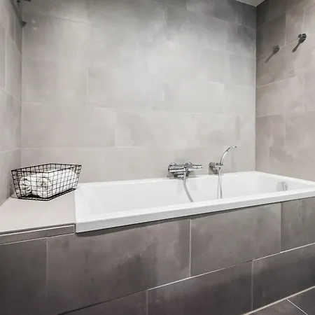 Short Group Eastern Docklands 4* Amsterdam